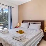 Gkountis Apartment *