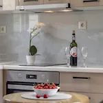Gkountis
