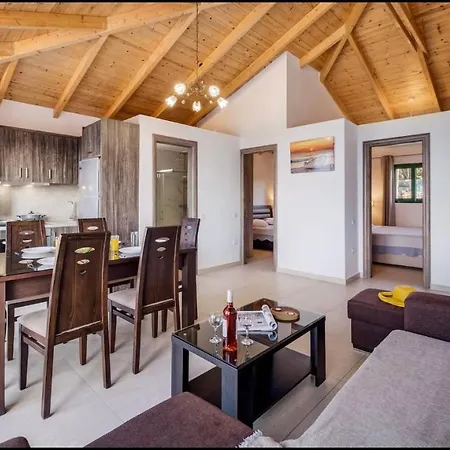 Gkountis * Tsoukaládhes