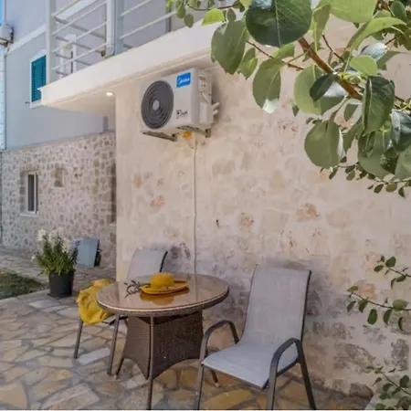 Gkountis * Tsoukaládhes