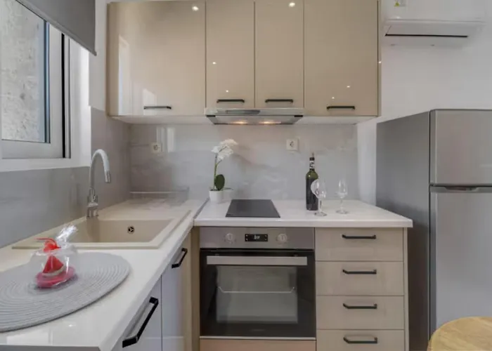 Gkountis Tsoukaladhes